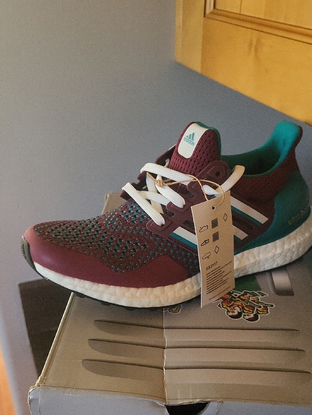 adidas Ultraboost 1.0 Jesse Hal Maroon Grey Green Women's 5.5 Medium . New Inbox